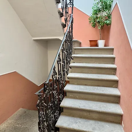 Lägenhet On The Banks Of Santa Croce *