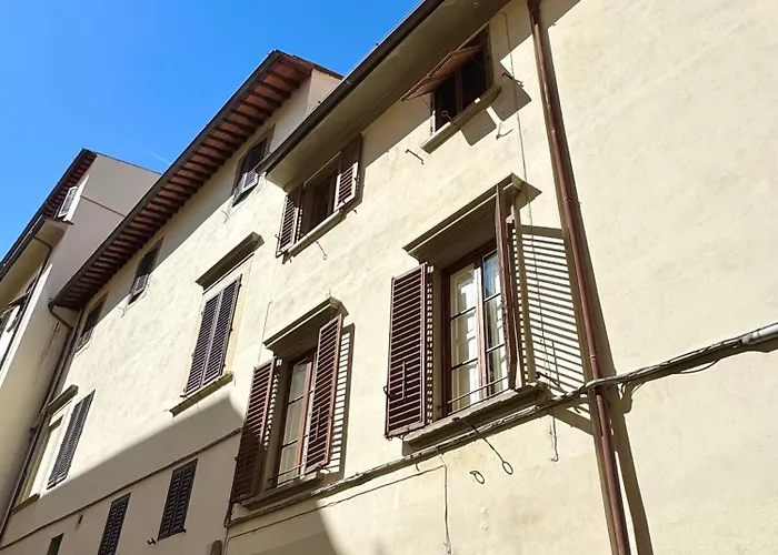 Appartement On The Banks Of Santa Croce